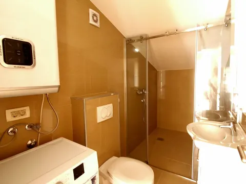 Sale, studio apartment, 171m², Petrovac, Budva - image 15