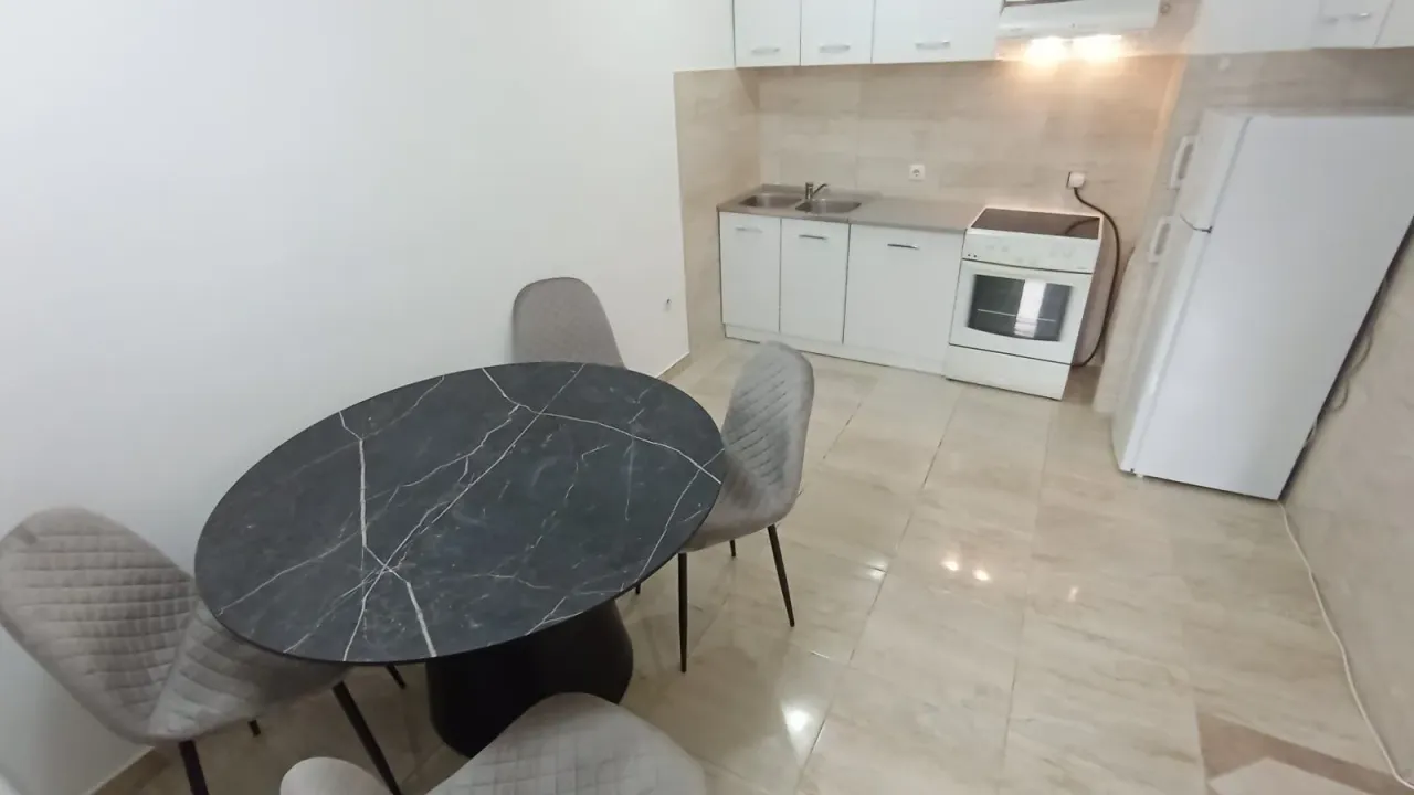 Rent, two bedroom apartment, 65m², Blok 5, Podgorica