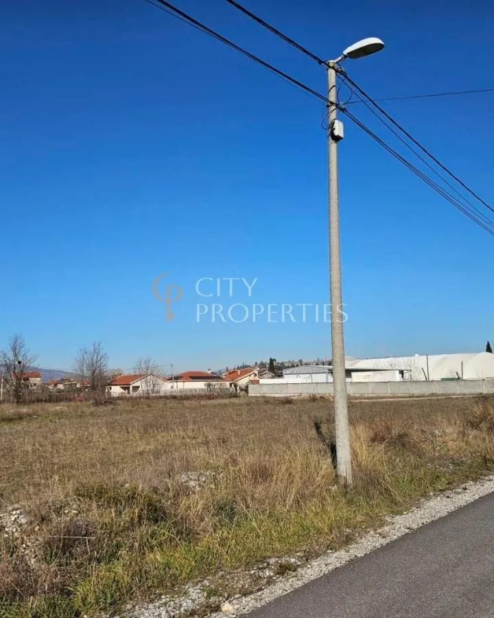 Izdavanje, plac, 885500m², Zeta, Podgorica