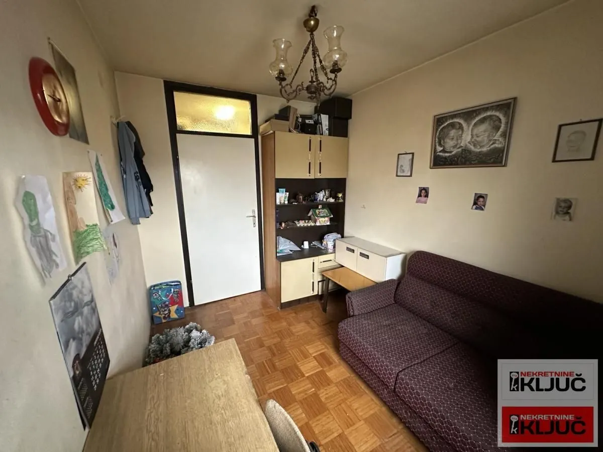 Prodaja, trosoban stan, 71m², Bulevar Oslobodjenja, Novi Sad Sve Podlokacije