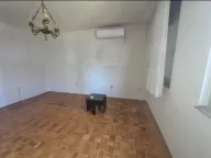 Prodaja, dvosoban stan, 87m², Stari Aerodrom, Podgorica - image 2