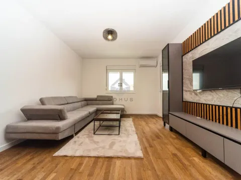 Rent, one bedroom apartment, 47m², Stari Aerodrom, Podgorica - image 2