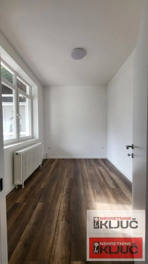 Prodaja, trosoban stan, 79m², Petrovaradin, Novi Sad