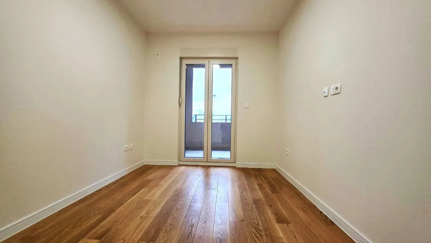 Rent, office space, 49m², Central Point, Podgorica