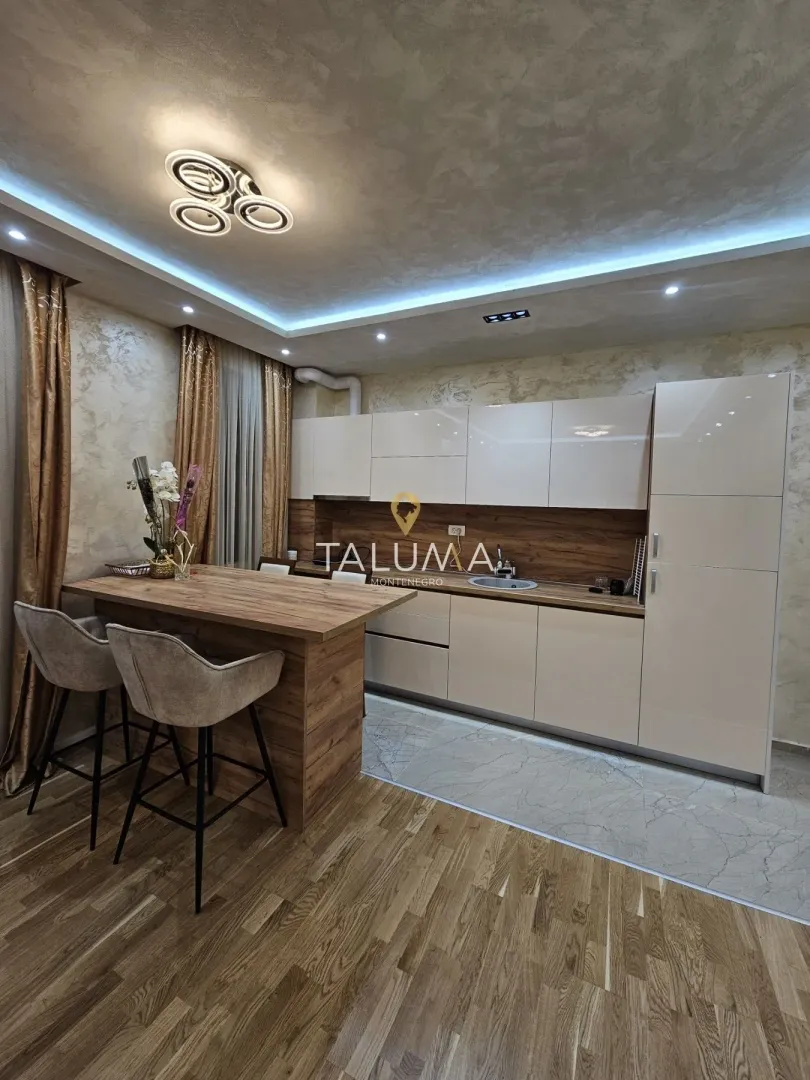 Rent, two bedroom apartment, 86m², Stara Varoš, Podgorica
