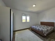 Izdavanje, trosoban stan, 150m², Stari Bar, Bar - image 5