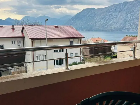 Rent, one bedroom apartment, 36m², Dobrota, Kotor - image 4