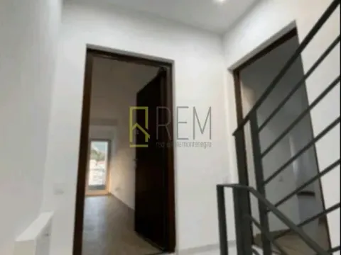 Prodaja, jednosoban stan, 40m², Buljarica, Budva - image 2