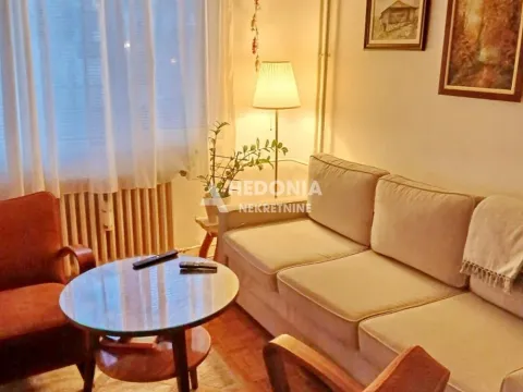 Stan in Zemun Meandri