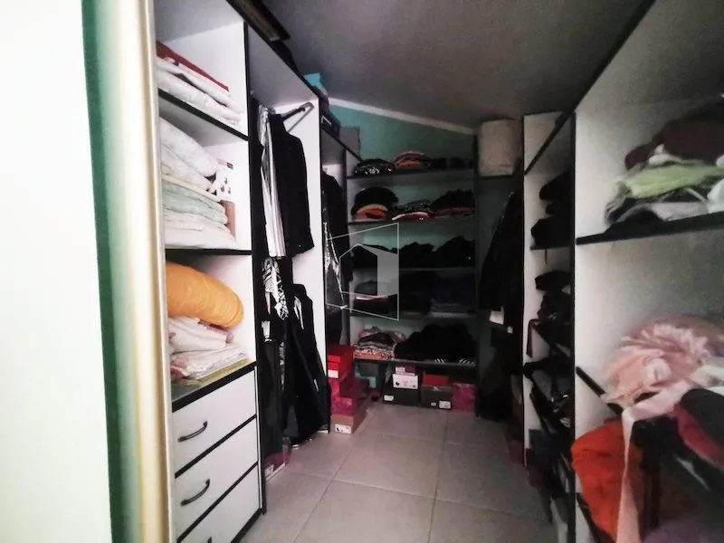 Sale, house, 200m², Donja Gorica, Podgorica