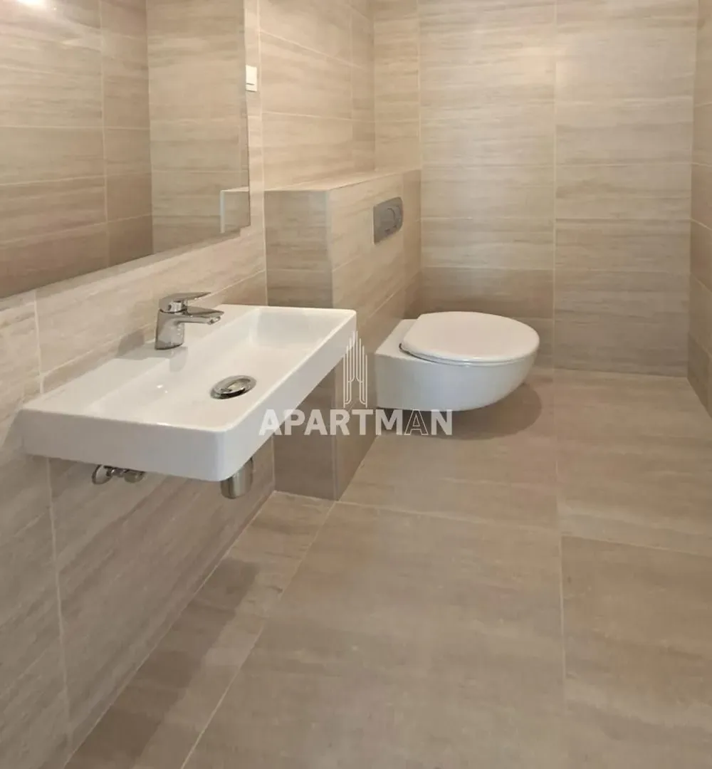 Prodaja, četvorosoban stan, 106m², Novi Beograd Blok 65, Novi Beograd Sve Podlokacije