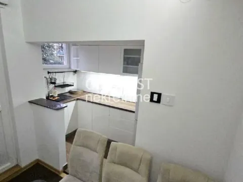 Rent, two bedroom apartment, 46m², Čukarica, Beograd - image 4