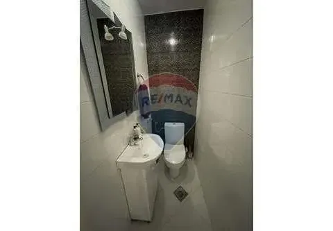 Izdavanje, kuća, 340m², Tološi, Podgorica - image 16