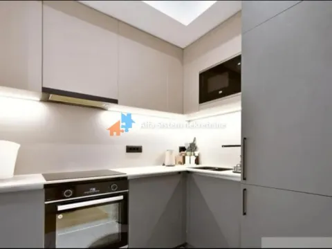 Izdavanje, trosoban stan, 72m², Savski Venac, Beograd - image 5