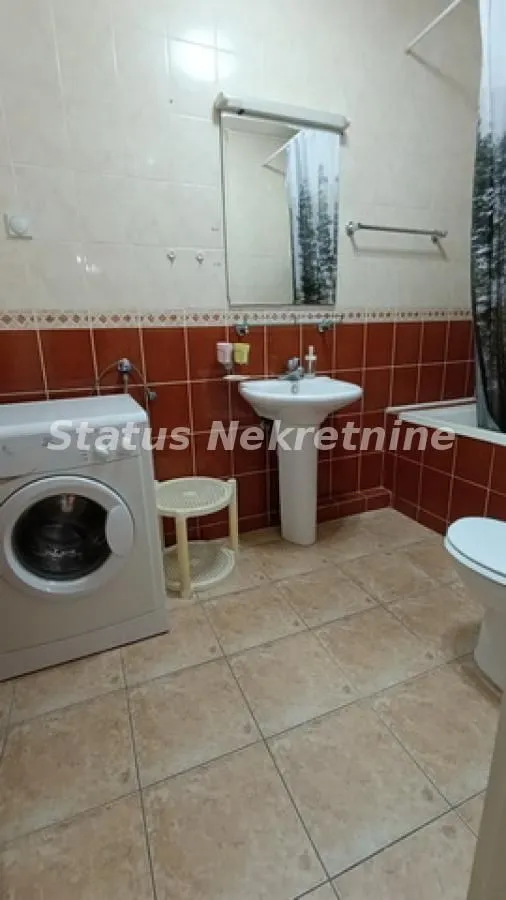 Prodaja, dvosoban stan, 53m², Bulevar Oslobodjenja, Novi Sad Sve Podlokacije