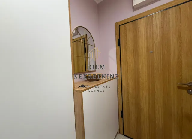 Rent, one bedroom apartment, 45m², City Kvart, Podgorica