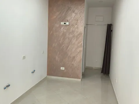 Rent, office space, 18m², Centar, Nikšić - image 2