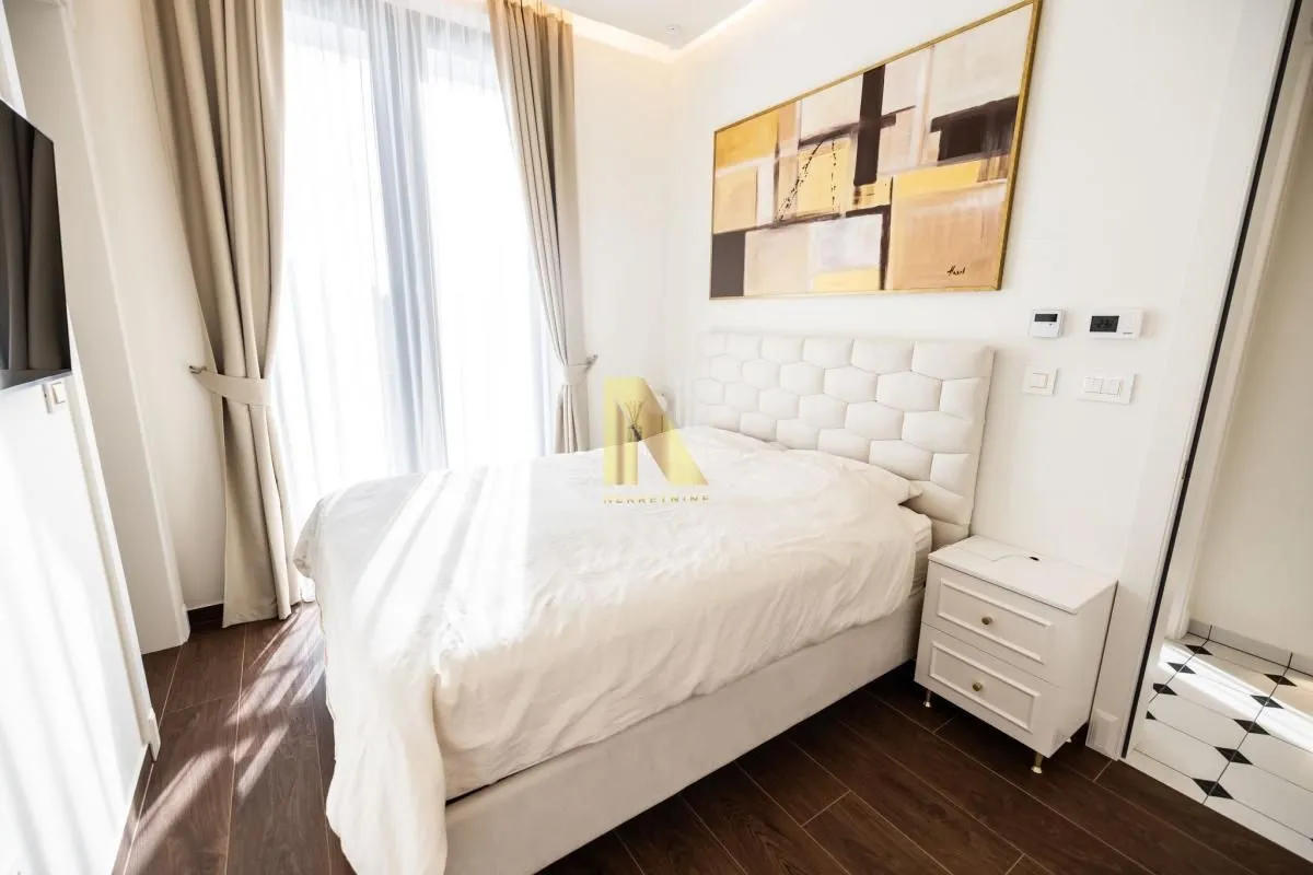 Izdavanje, četvorosoban stan, 116m², Novi Sad, Srbija