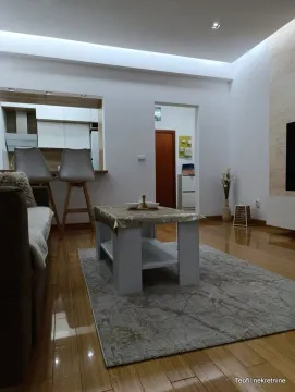Sale, two bedroom apartment, 50m², Severni Bulevar, Zvezdara Sve Podlokacije - image 4