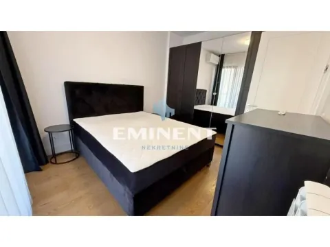 Rent, two bedroom apartment, 60m², Savski Venac, Beograd - image 7