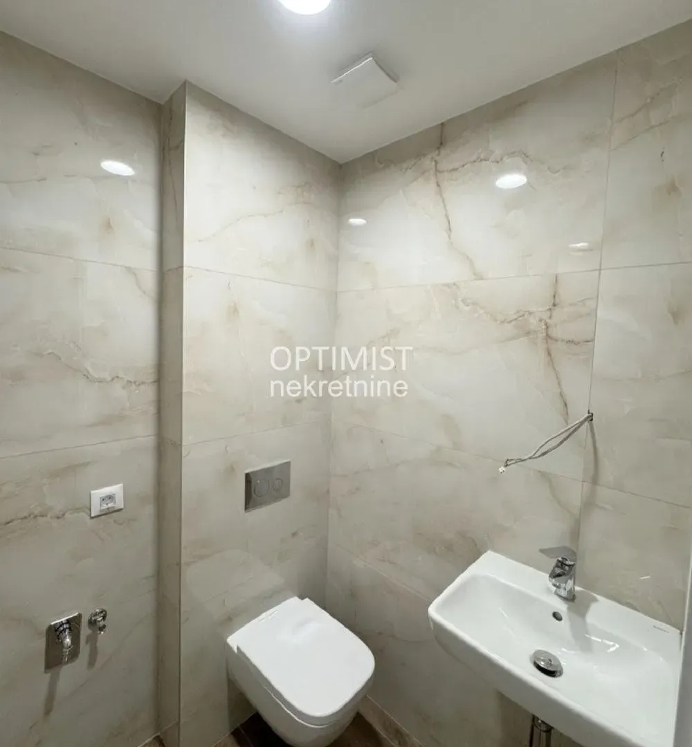 Sale, two bedroom apartment, 70m², Voždovac Sve Podlokacije, Beograd