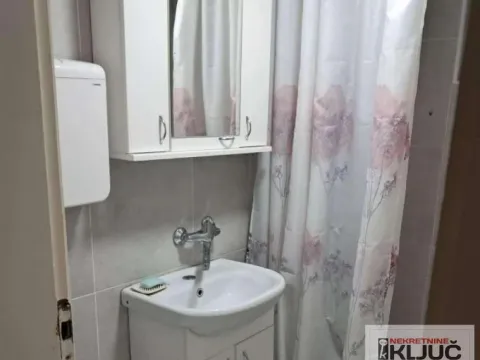 Izdavanje, jednosoban stan, 22m², Petrovaradin, Novi Sad - image 4