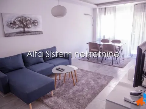 Izdavanje, trosoban stan, 81m², Čubura, Beograd - image 2