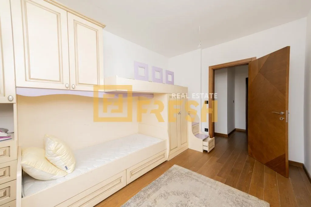 Prodaja, dvosoban stan, 70m², Ljubović, Podgorica