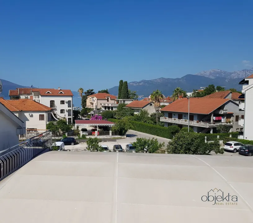 Sale, house, 394m², Tivat, Crna Gora