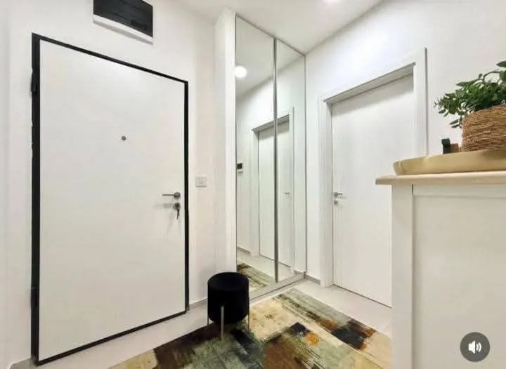 Prodaja, dvosoban stan, 68m², Stari Aerodrom, Podgorica