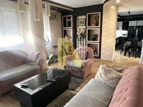 Izdavanje, stan, 126m², Adamovićevo Naselje, Novi Sad Sve Podlokacije - image 5