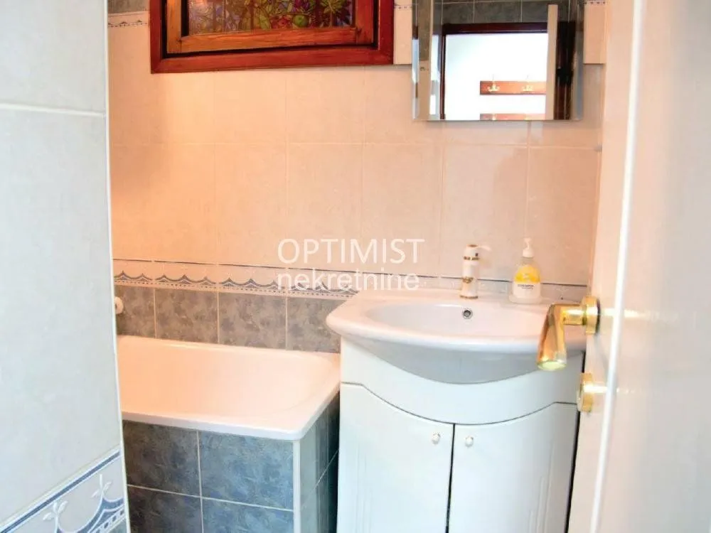 Rent, three bedroom apartment, 75m², Vračar Centar, Vračar Sve Podlokacije