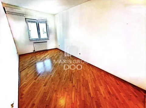 Rent, apartment, 172m², Vračar Centar, Vračar Sve Podlokacije - image 8