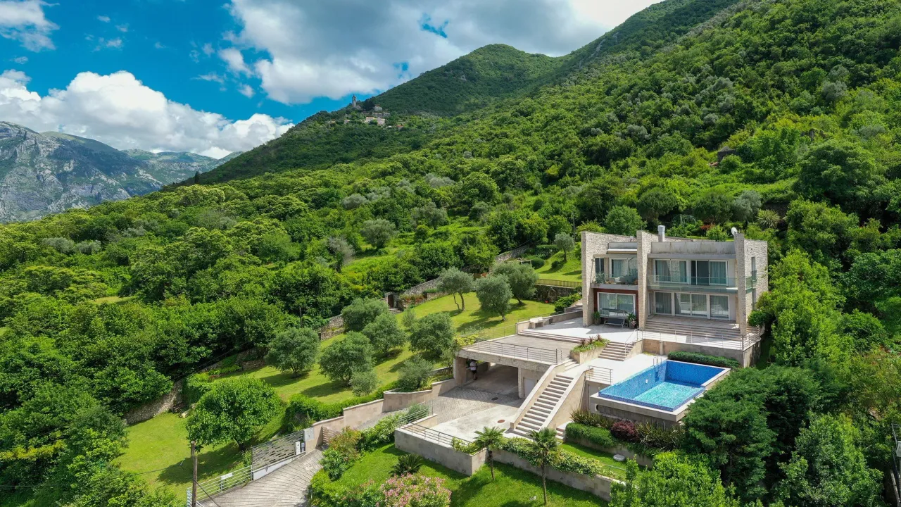 Prodaja, kuća, 359m², Stoliv, Kotor