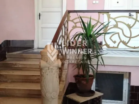 Prodaja, četvorosoban stan, 109m², Zemun Centar, Zemun Sve Podlokacije - image 5