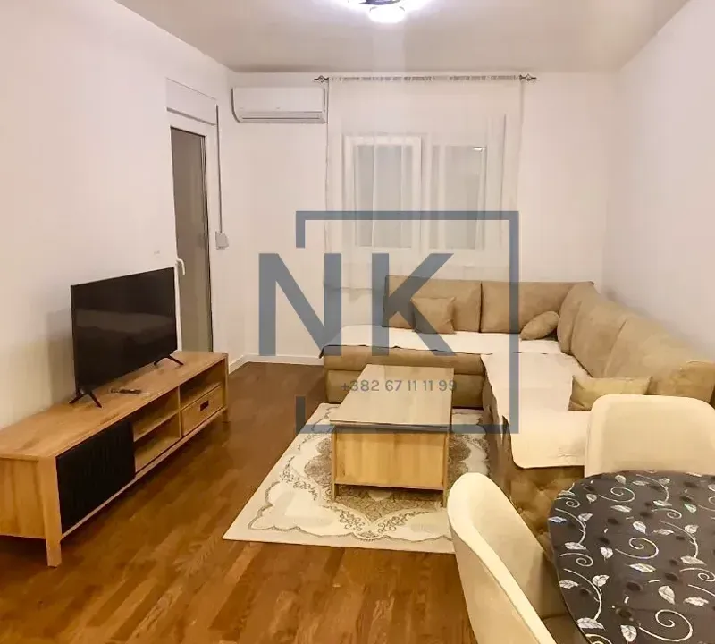 Izdavanje, jednosoban stan, 46m², Stari Aerodrom, Podgorica
