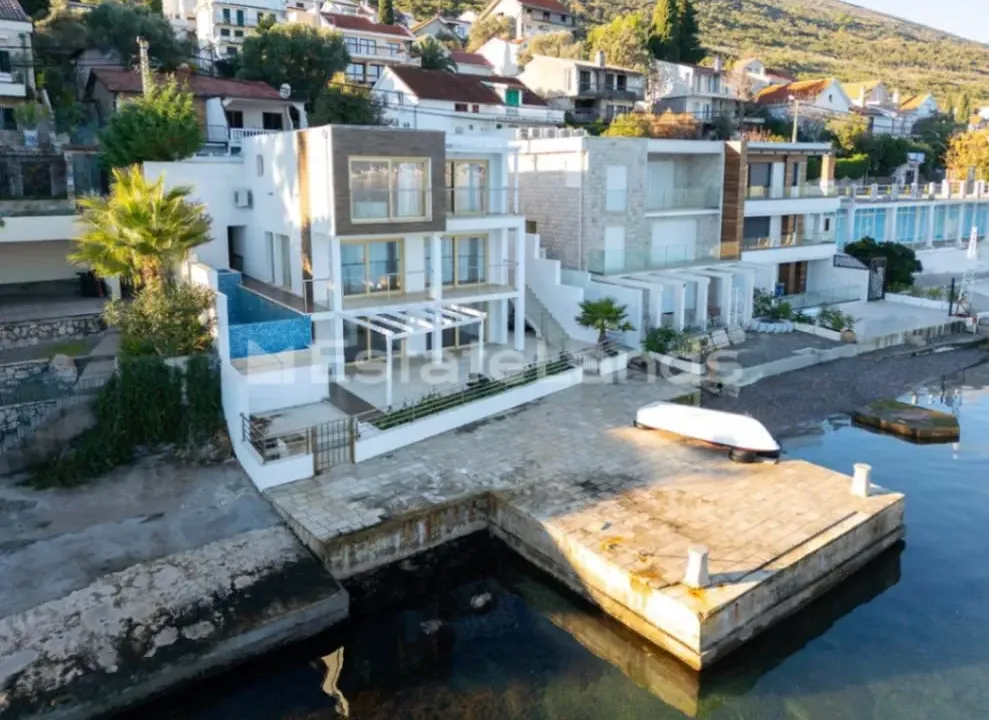 Prodaja, kuća, 200m², Krašići, Tivat