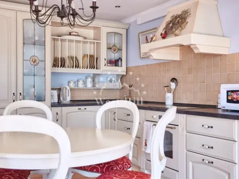 Prodaja, trosoban stan, 79m², Orahovac, Kotor - image 17