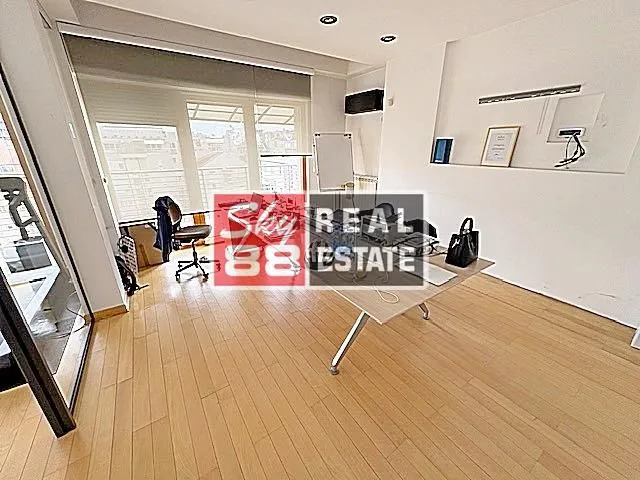 Izdavanje, stan, 415m², Vračar Sve Podlokacije, Beograd