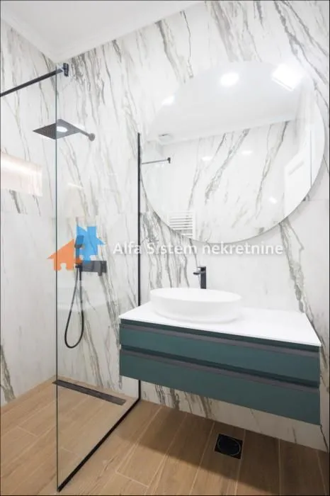 Rent, apartment, 121m², Stari Grad, Beograd