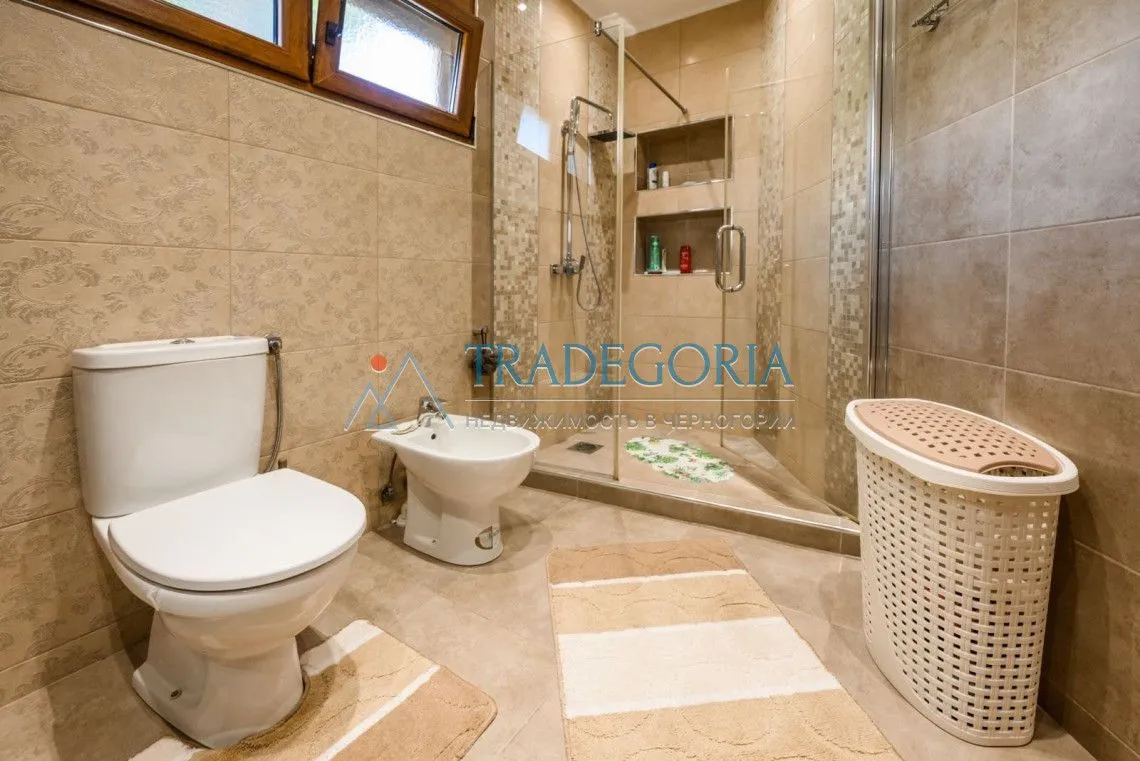 Prodaja, ugostiteljski objekat, 252m², Bar, Crna Gora