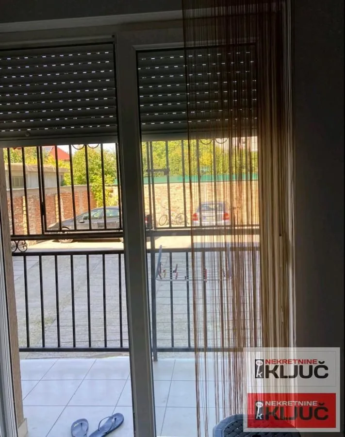 Prodaja, dvosoban stan, 45m², Salajka, Novi Sad Sve Podlokacije