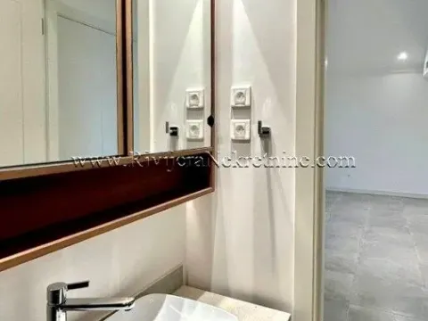 Sale, one bedroom apartment, 75m², Luštica Bay, Tivat - image 6