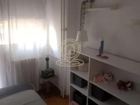Izdavanje, trosoban stan, 78m², Južni Bulevar, Vračar Sve Podlokacije - image 7