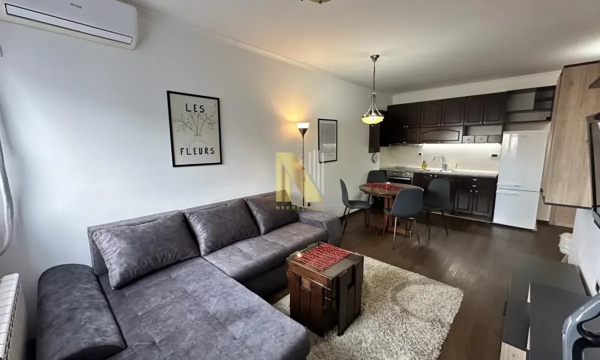 Izdavanje, jednosoban stan, 34m², Adamovićevo Naselje, Novi Sad Sve Podlokacije