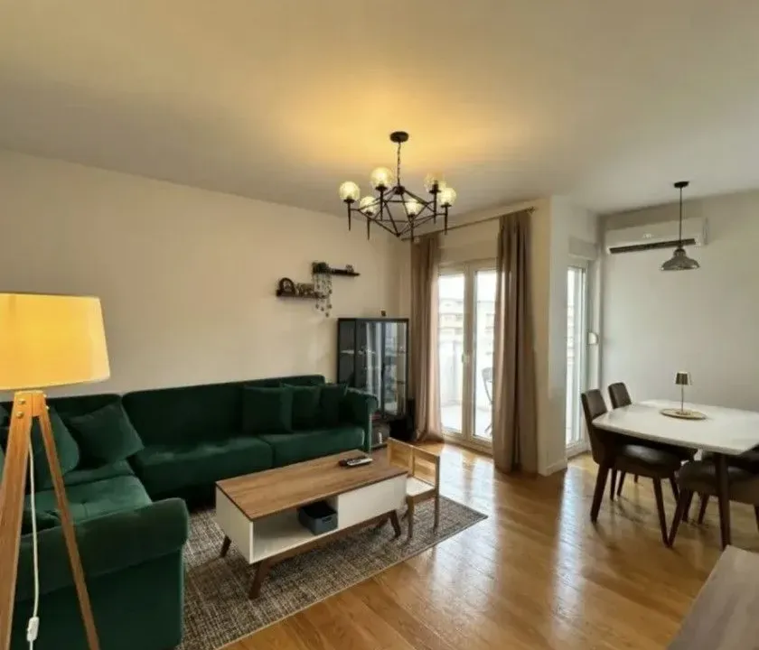 Rent, two bedroom apartment, 70m², Central Point, Podgorica