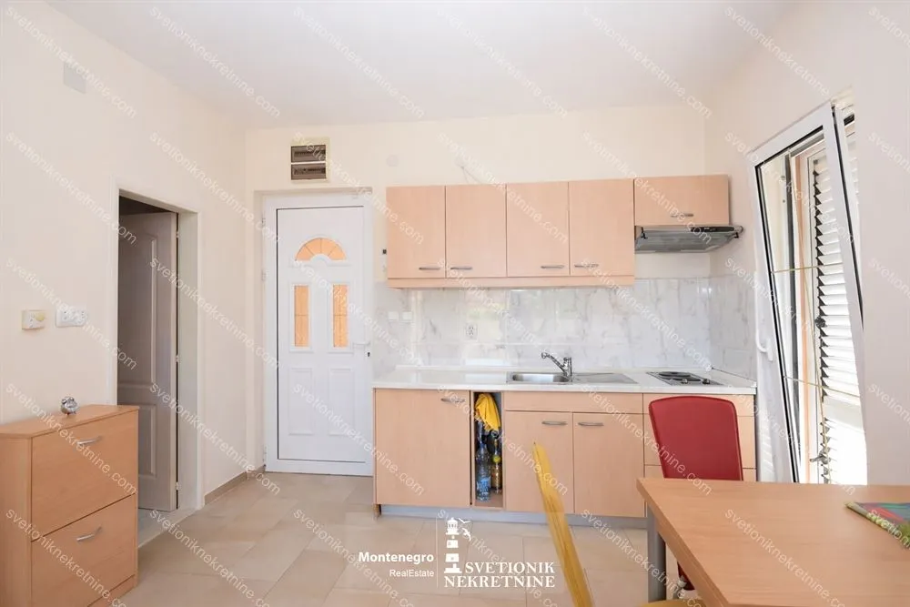 Prodaja, jednosoban stan, 33m², Savina, Herceg Novi