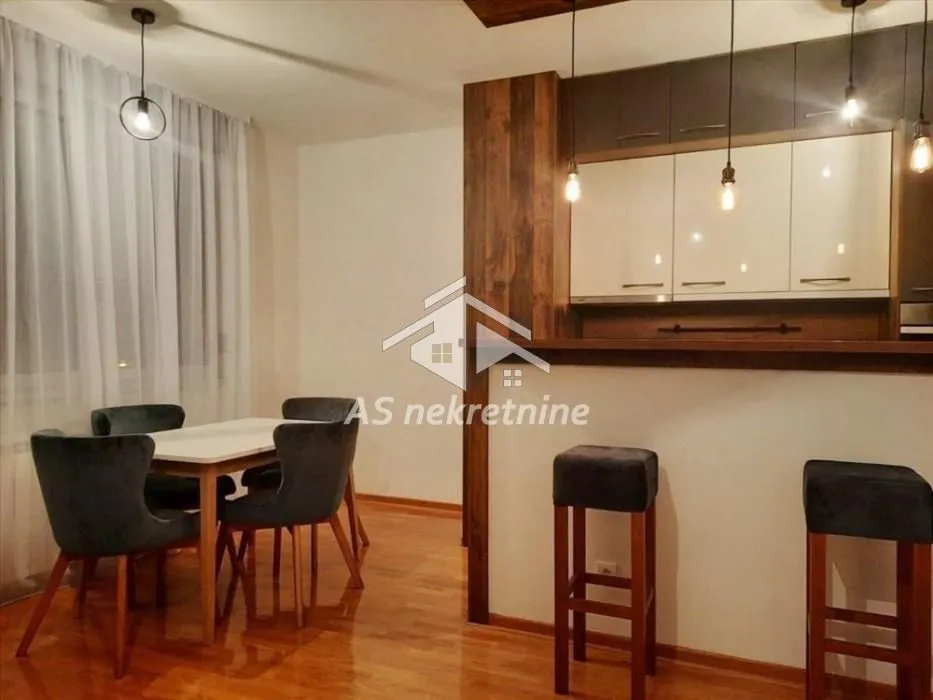 Izdavanje, dvosoban stan, 51m², Cvetkova Pijaca, Zvezdara Sve Podlokacije