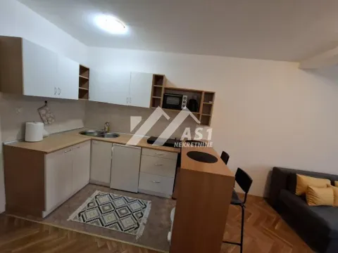 Izdavanje, stan, 28m², Sajam, Novi Sad Sve Podlokacije - image 3