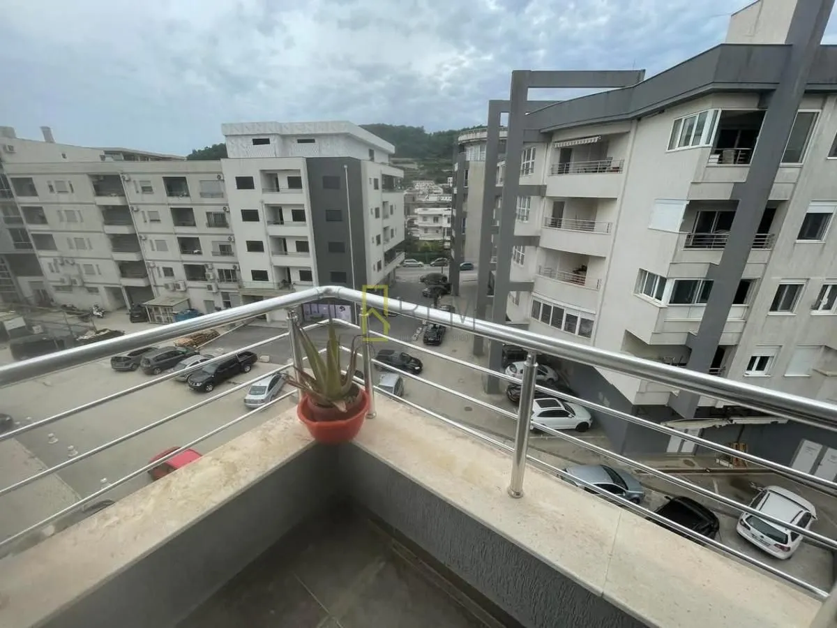 Prodaja, dvosoban stan, 70m², Ulcinj, Crna Gora